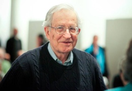 Külliyen muhalif: Noam Chomsky