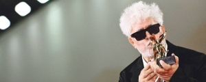 Altın Aslan Almodóvar’a gitti