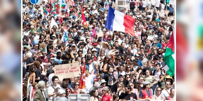 Fransa faşizme karşı yürüyüş