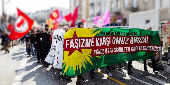 Faşizme karşı omuz omuza