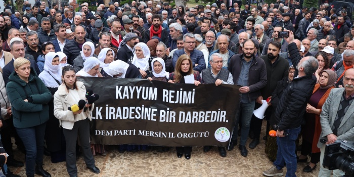 Akdeniz Belediyesi protesto